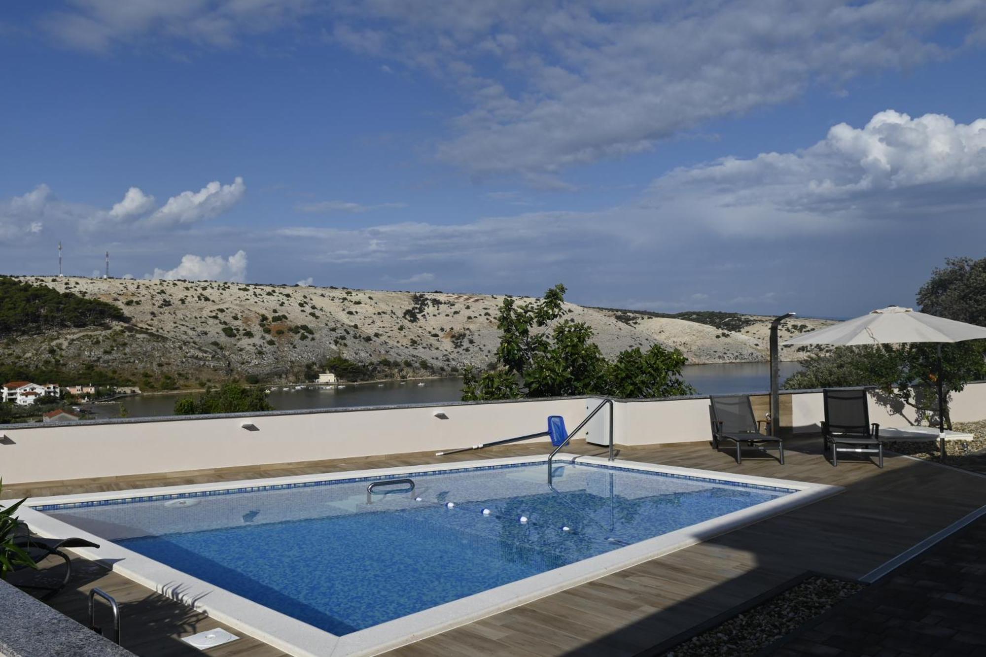 Villa Gehl โลปาร์ ภายนอก รูปภาพ